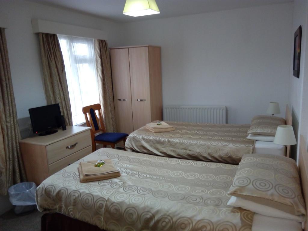 Wayside Cheer Hotel Castel Quarto foto